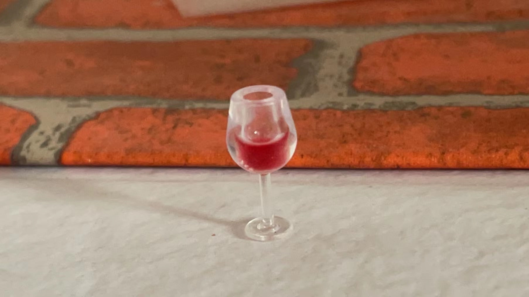 Wholesale 1:12 miniature food play small bottle diy resin accessories red wine goblet simulation mini drink small wine bottle